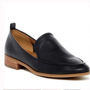 Susina Kellen-Lea Black Leather Loafer